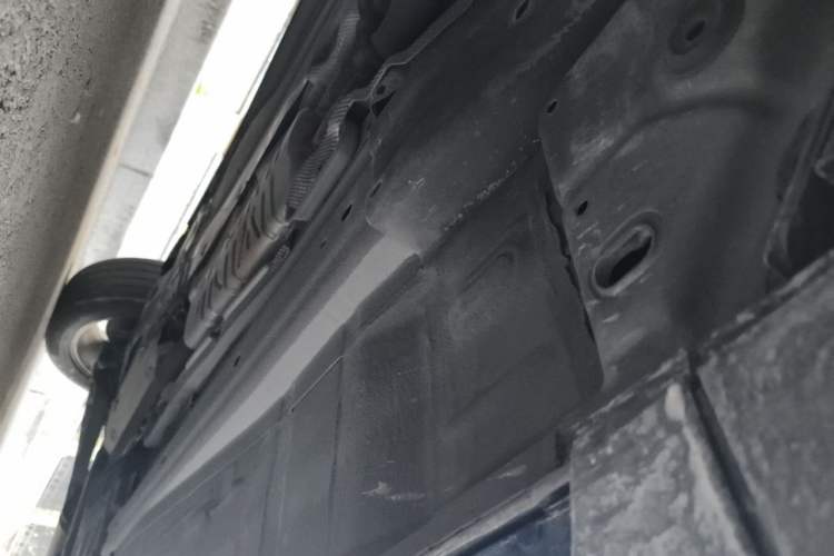 Used Volvo XC60 2013 T6 AWD Comfort Edition Chassis Front Left