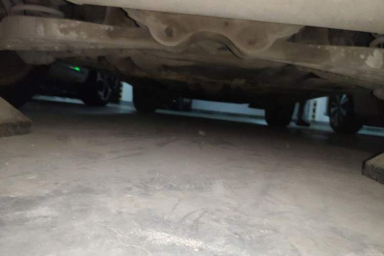 Used Volvo XC60 2013 T5 Zhiya Edition Chassis Rear