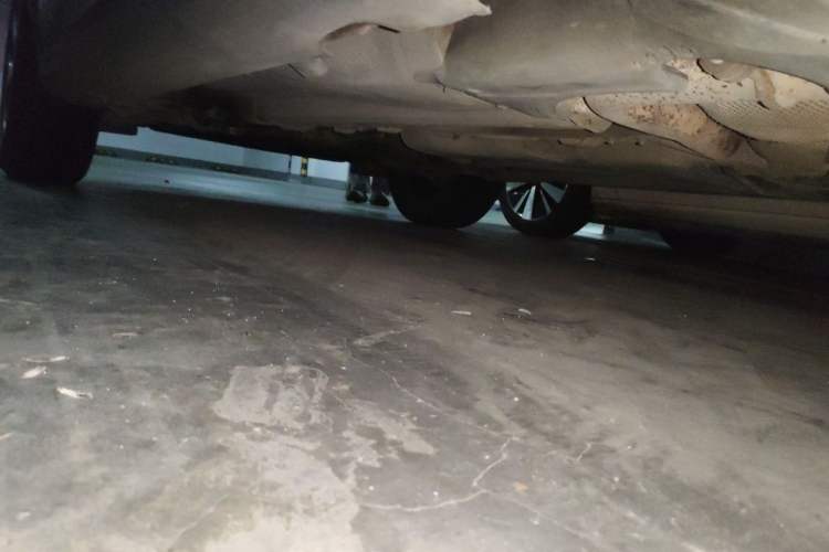 Used Volvo XC60 2013 T5 Zhiya Edition Chassis Rear Left