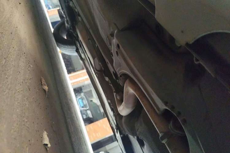 Used Volvo XC60 2013 T5 Comfort Edition Chassis Rear Left