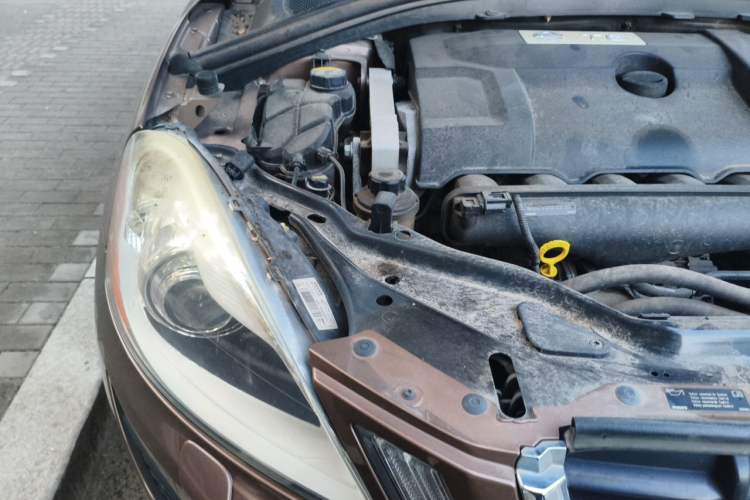 Used Volvo XC60 2013 T6 AWD Comfort Edition Engine Bay Right