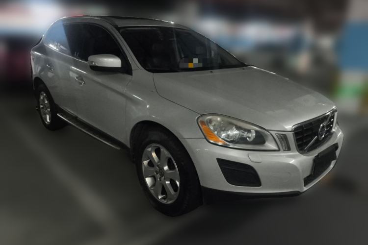 Used Volvo XC60 2013 T5 Zhiya Edition Front Right 45 Deg