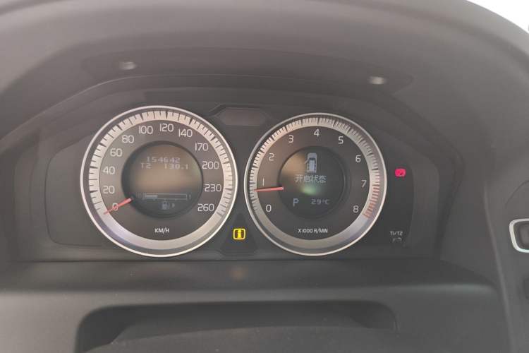 Used Volvo XC60 2013 T5 Zhiya Edition Instrument Cluster