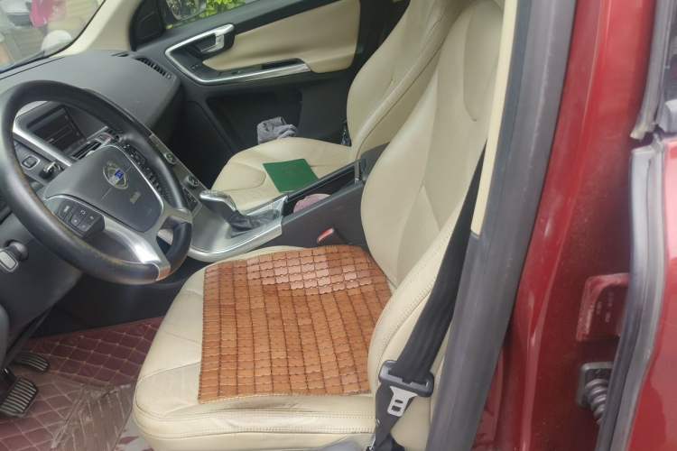 Used Volvo XC60 2013 T6 AWD Comfort Edition Left Front Seat