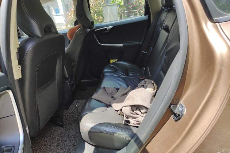 Used Volvo XC60 2013 T5 Comfort Edition Left Rear Seat