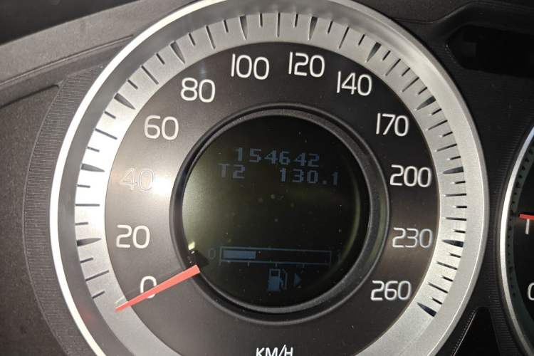 Used Volvo XC60 2013 T5 Zhiya Edition Odometer Close Up