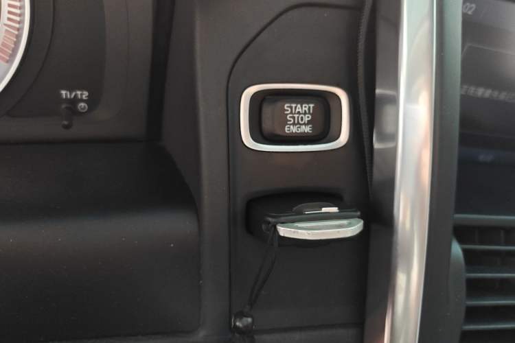 Used Volvo XC60 2013 T5 Zhiya Edition Vehicle Key