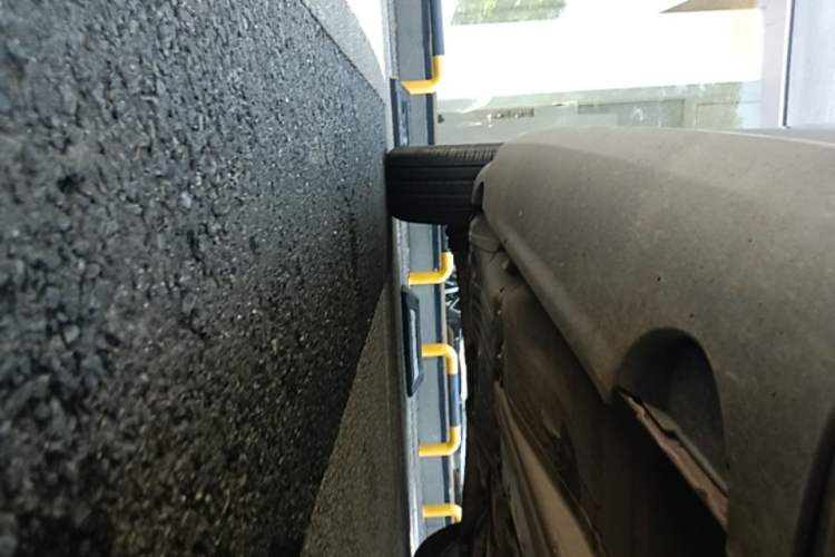 Used Volvo XC60 2013 T5 Comfort Edition Chassis Front Right
