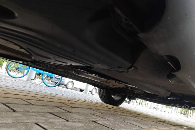 Used Volvo XC60 2013 T6 AWD Comfort Edition Chassis Rear Right