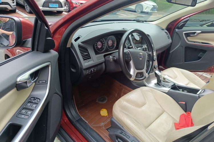 Used Volvo XC60 2013 T5 Comfort Edition Driver Seat