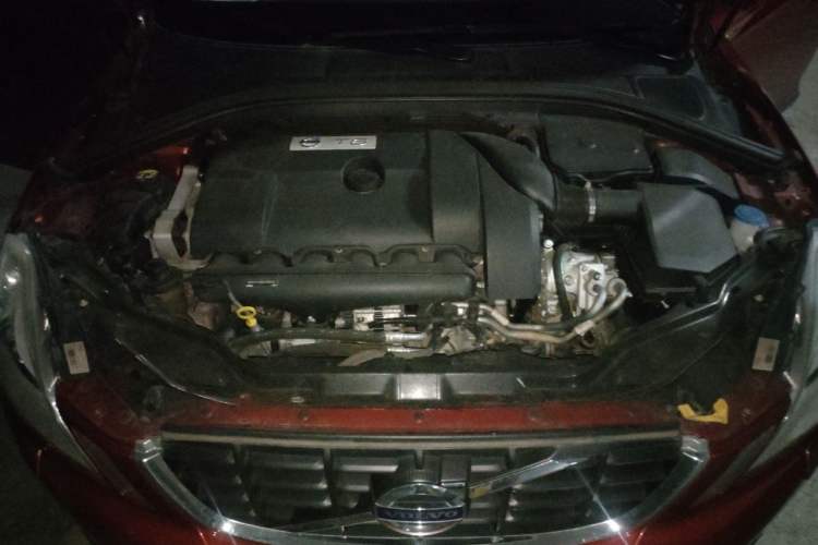 Used Volvo XC60 2013 T6 AWD Comfort Edition Engine Bay