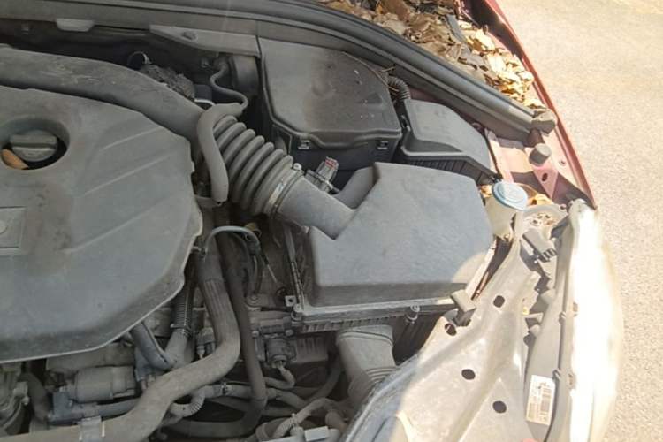 Used Volvo XC60 2013 T5 Comfort Edition Engine Bay Left