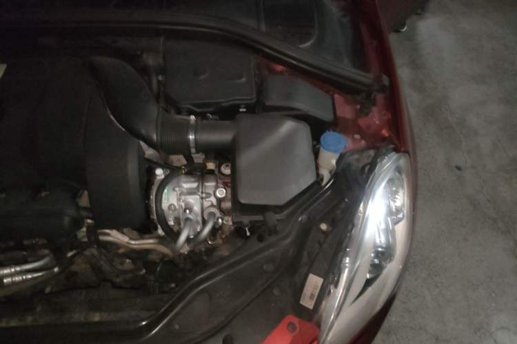 Used Volvo XC60 2013 T6 AWD Comfort Edition Engine Bay Left