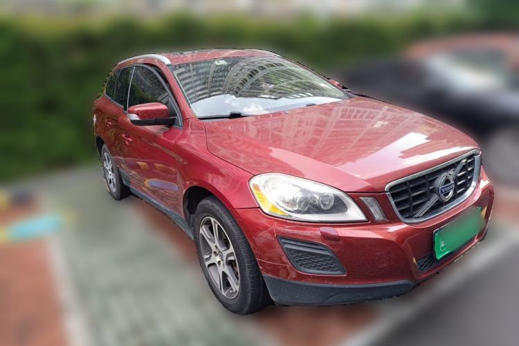 Used Volvo XC60 2013 T5 Comfort Edition Front Right 45 Deg