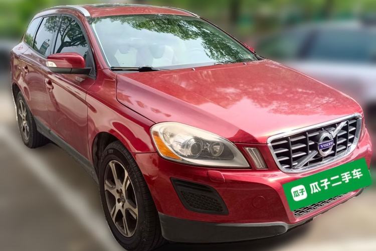 Used Volvo XC60 2013 T5 Comfort Edition Front Right 45 Deg
