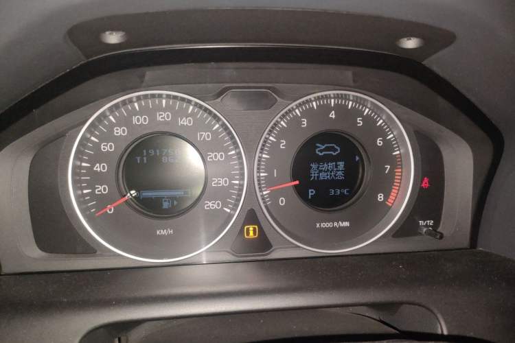 Used Volvo XC60 2013 T6 AWD Comfort Edition Instrument Cluster