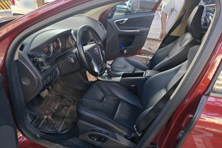 Used Volvo XC60 2013 T6 AWD Comfort Edition Left Front Seat