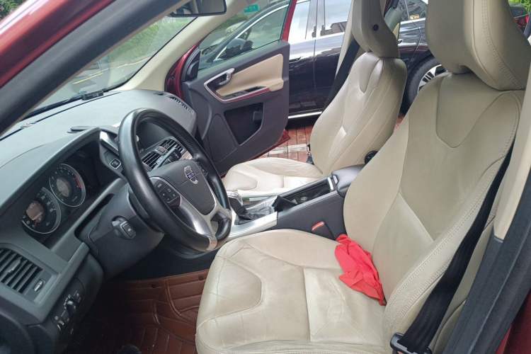 Used Volvo XC60 2013 T5 Comfort Edition Left Front Seat