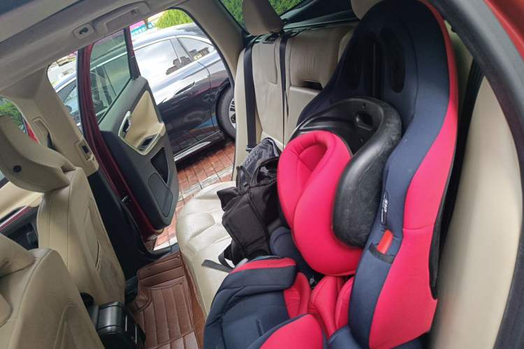 Used Volvo XC60 2013 T5 Comfort Edition Left Rear Seat