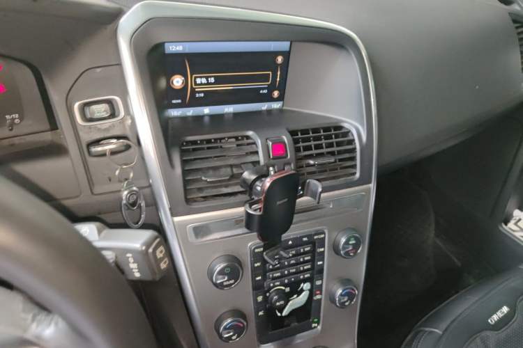 Used Volvo XC60 2013 T5 Zhiya Edition Audio And AC Panel