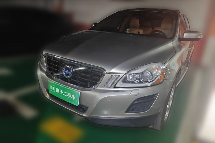 Used Volvo XC60 2013 T5 Zhiya Edition Guazi used car, China used car export, Used car for sale, Used  cars, Cheapest cars for sale