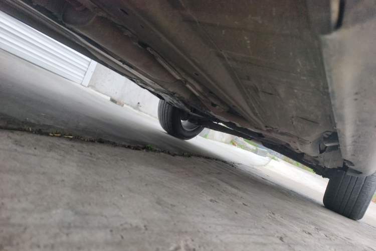 Used Volvo XC60 2013 T5 Comfort Edition Chassis Front Left