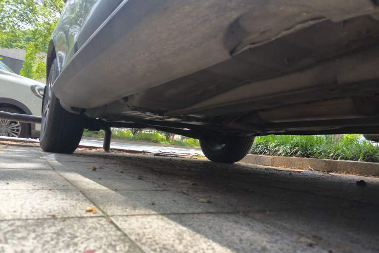 Used Volvo XC60 2013 T5 Comfort Edition Chassis Front Right
