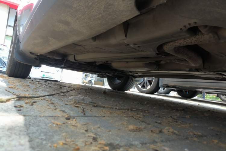 Used Volvo XC60 2013 T5 Comfort Edition Chassis Rear Left