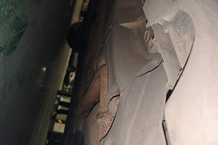 Used Volvo XC60 2013 T5 Zhiya Edition Chassis Rear Left