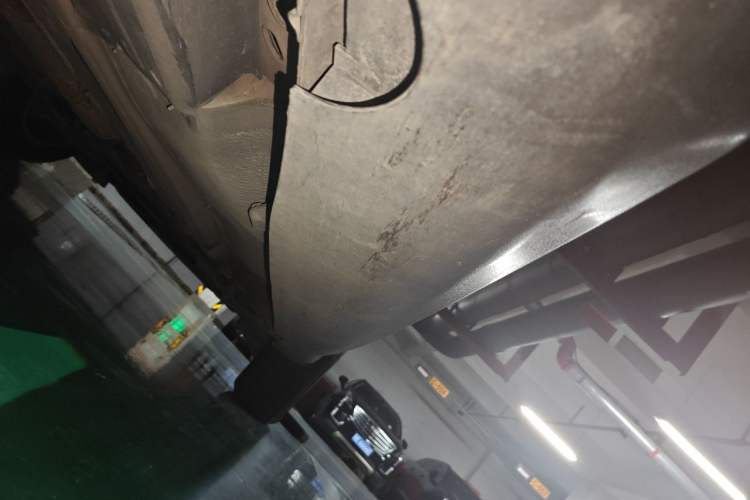 Used Volvo XC60 2013 T5 Zhiya Edition Chassis Rear Right