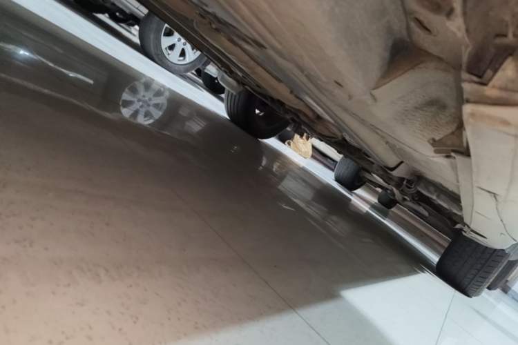 Used Volvo XC60 2013 T6 AWD Comfort Edition Chassis Rear Right