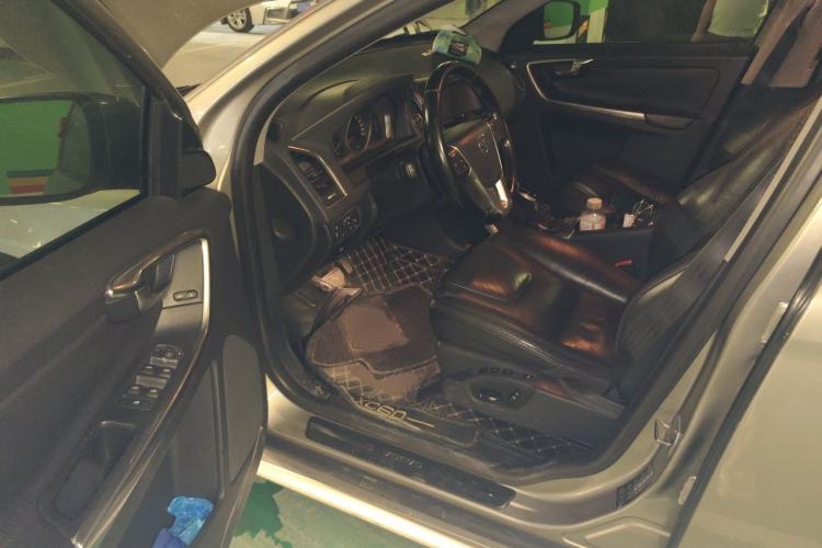 Used Volvo XC60 2013 T5 Zhiya Edition Driver Seat
