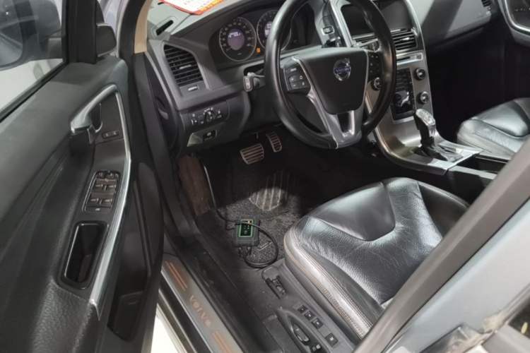 Used Volvo XC60 2013 T6 AWD Comfort Edition Driver Seat