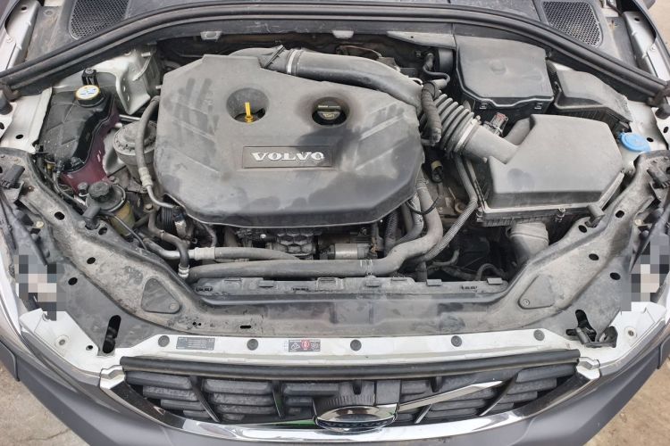 Used Volvo XC60 2013 T5 Comfort Edition Engine Bay