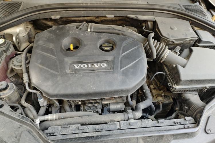 Used Volvo XC60 2013 T5 Comfort Edition Engine Bay