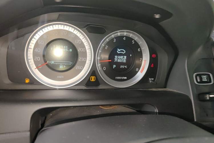 Used Volvo XC60 2013 T5 Zhiya Edition Instrument Cluster