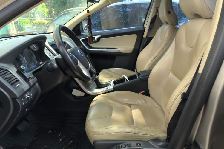 Used Volvo XC60 2013 T5 Comfort Edition Left Front Seat