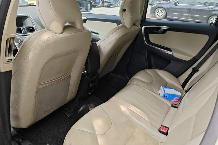 Used Volvo XC60 2013 T6 AWD Comfort Edition Left Rear Seat