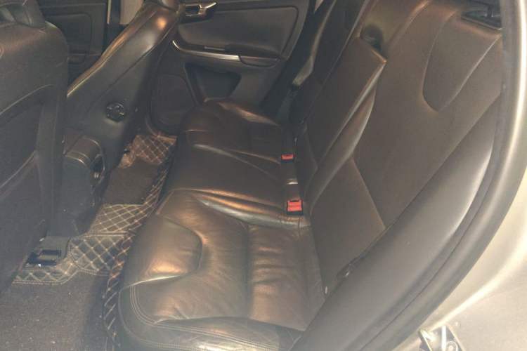 Used Volvo XC60 2013 T5 Zhiya Edition Left Rear Seat