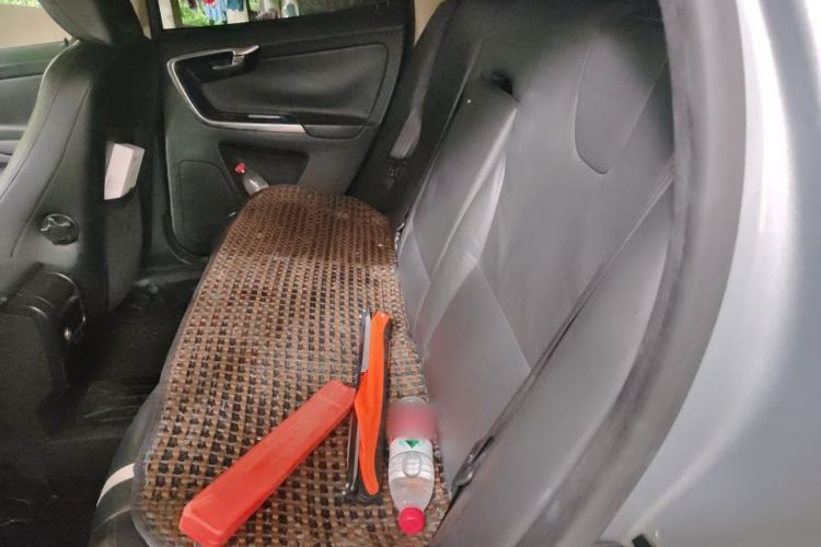 Used Volvo XC60 2013 T5 Zhiya Edition Left Rear Seat