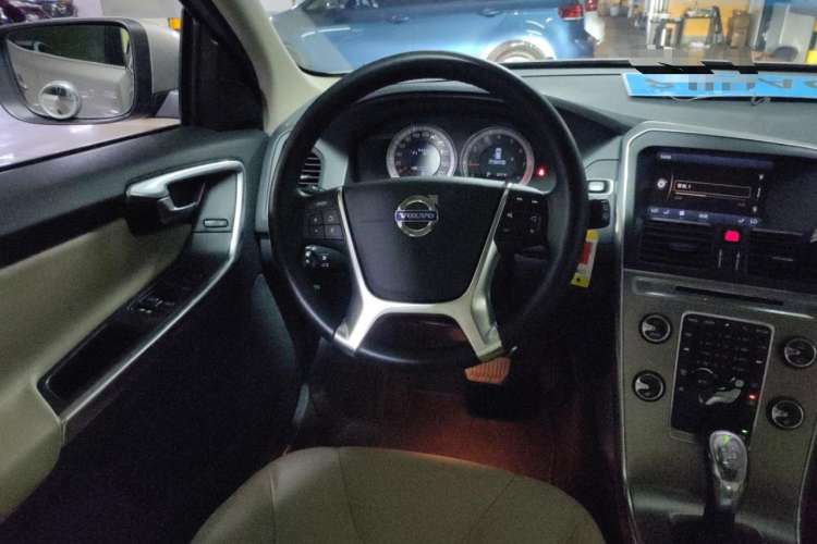 Used Volvo XC60 2013 T5 Zhiya Edition Steering Wheel