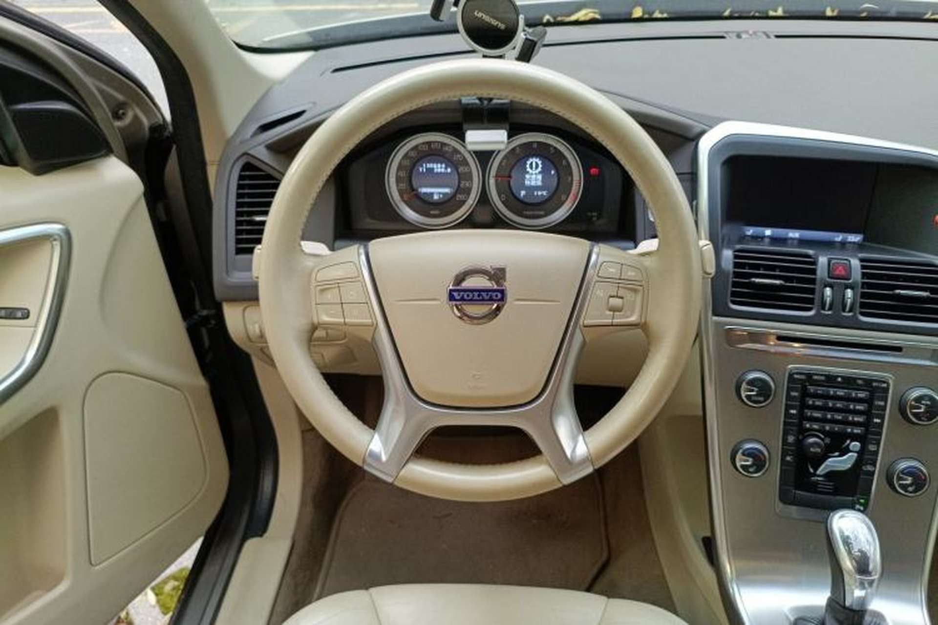 Used Volvo XC60 2013 T5 Zhiya Edition Steering Wheel