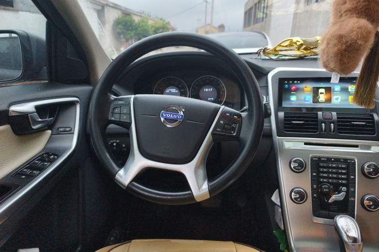 Used Volvo XC60 2013 T5 Comfort Edition Steering Wheel