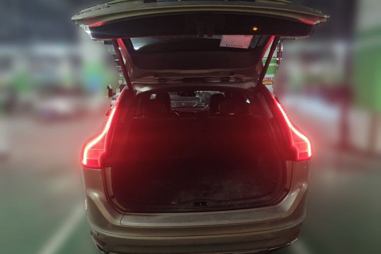 Used Volvo XC60 2013 T5 Zhiya Edition Trunk