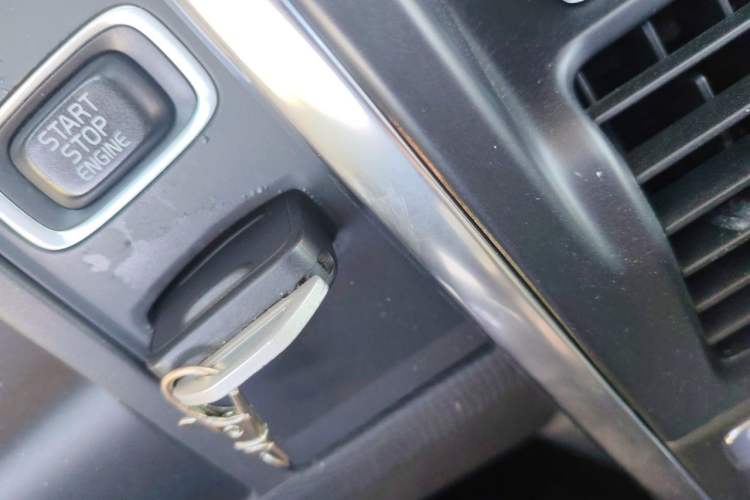 Used Volvo XC60 2013 T5 Zhiya Edition Vehicle Key