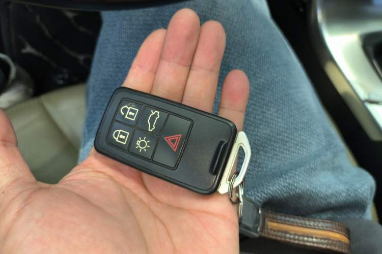 Used Volvo XC60 2013 T5 Comfort Edition Vehicle Key