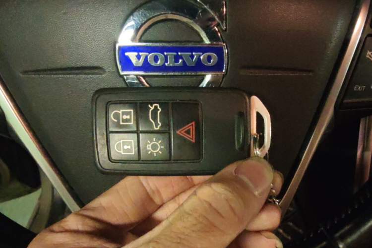 Used Volvo XC60 2013 T5 Zhiya Edition Vehicle Key