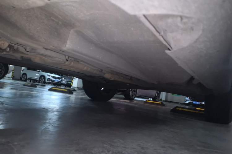 Used Volvo XC60 2013 T6 AWD Comfort Edition Chassis Front Left