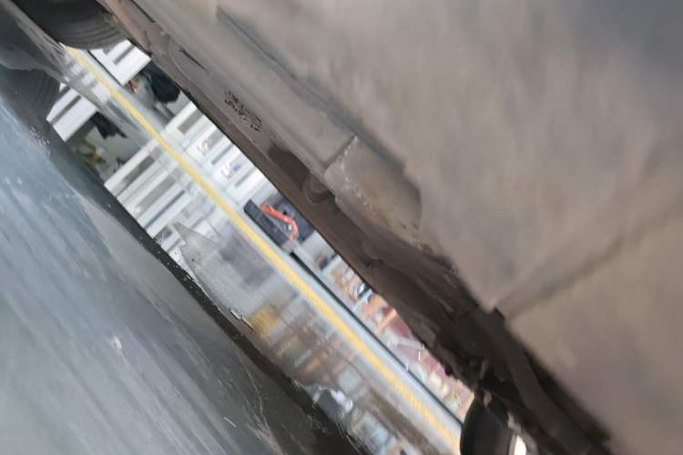 Used Volvo XC60 2013 T5 Comfort Edition Chassis Front Right
