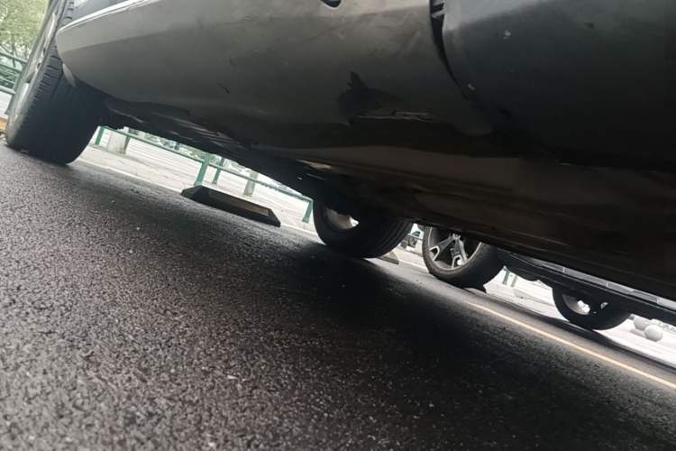 Used Volvo XC60 2013 T5 Prestige Edition Chassis Front Right